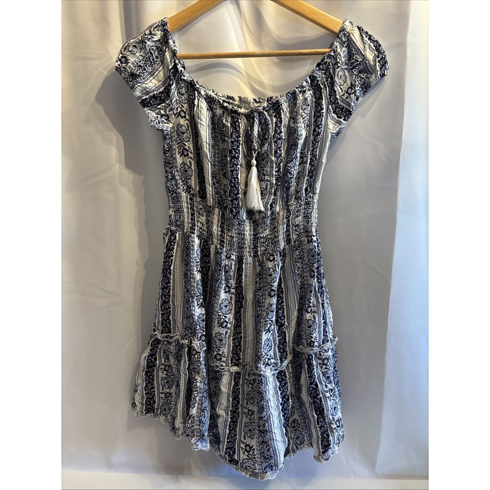 Justify Blue‎ & White Floral Peasant Off-Shoulder Smocked Mini Dress M Flirty